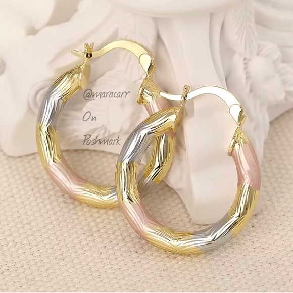 Jewelry - New 14k Gold Foil Small Hoop Earrings